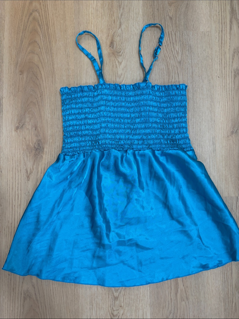 No Boundaries Turquoise Satin Smocked Cami Top size medium